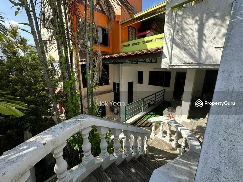 For Sale - Taman Salak Selatan Garden