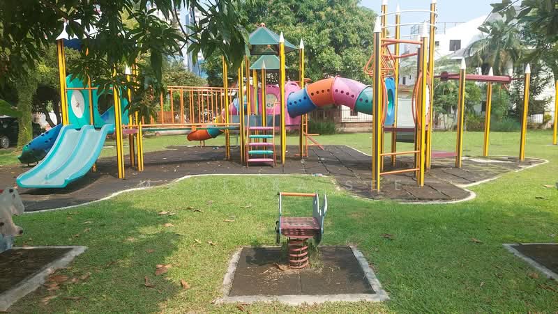 Rumah Teres 2 Tingkat untuk Dijual di Bukit Jelutong (Shah Alam) - Mastura See - Exterior - PropertyGuru.com.my