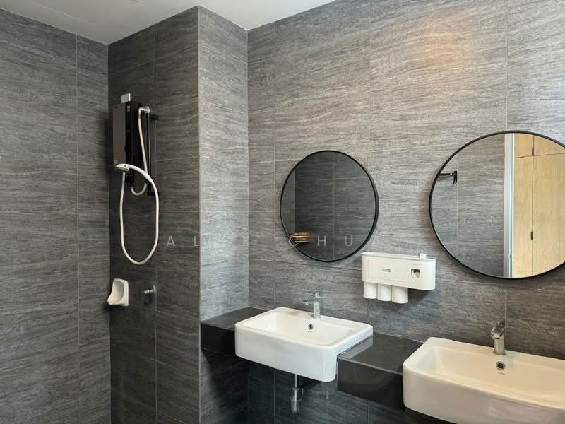 Pangsapuri untuk Disewa di Gaya Resort Home (Fully Furnished) @ Bukit Rimau - Alex Chua - Bathroom - PropertyGuru.com.my