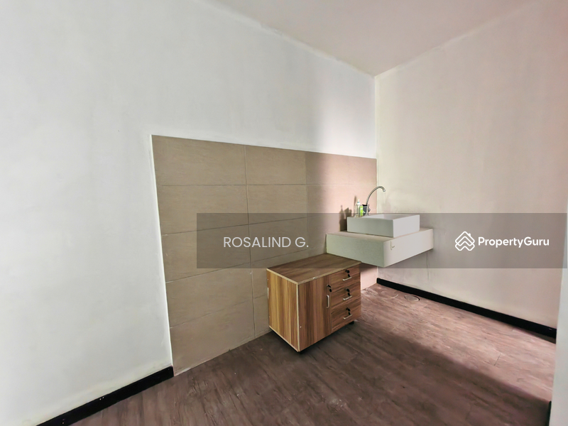 For Sale - Bandar Puteri Puchong
