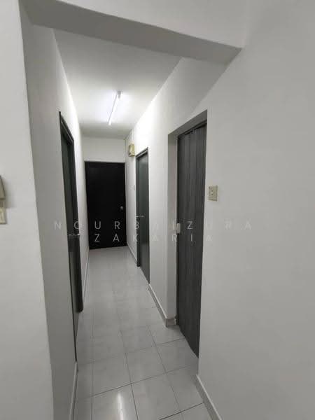 Pangsapuri untuk Dijual di Impian Apartment - NOURBAIZURA ZAKARIA - Corridor - PropertyGuru.com.my