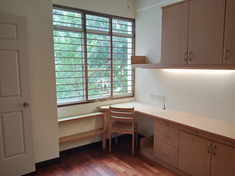 Kondominium untuk Dijual di Bungaraya Condominium - Ivan Kok - Study - PropertyGuru.com.my
