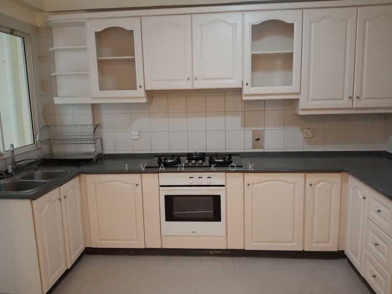 Kondominium untuk Dijual di Bungaraya Condominium - Ivan Kok - Kitchen - PropertyGuru.com.my