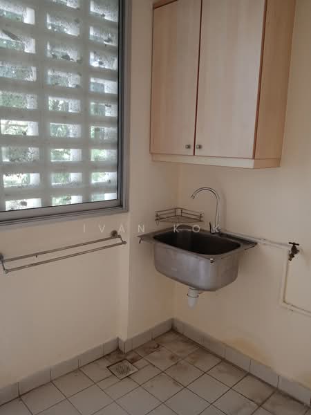 Kondominium untuk Dijual di Bungaraya Condominium - Ivan Kok - Interior - PropertyGuru.com.my