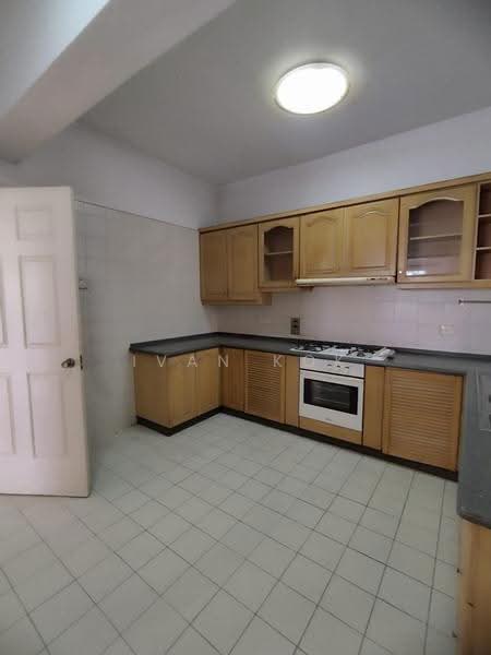 Condominium for Sale at Bungaraya Condominium - Ivan Kok - Kitchen - PropertyGuru.com.my