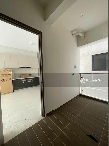 Bay Laurel @ Country Garden Danga Bay untuk Untuk Dijual - RM 723,786, Mac 2026 - PropertyGuru.com.my