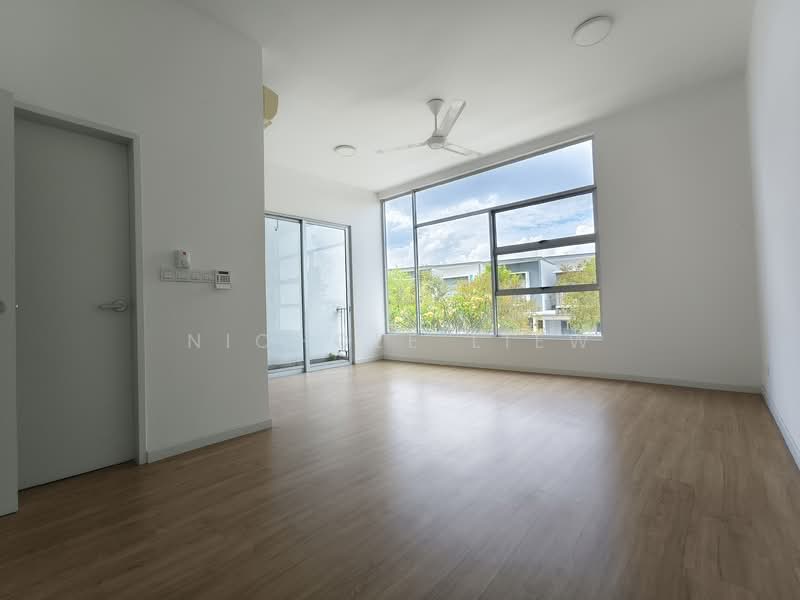 Rumah Teres 2 Tingkat untuk Dijual di Tropicana Heights (Kajang) - Nichole Liew - Living Room - PropertyGuru.com.my
