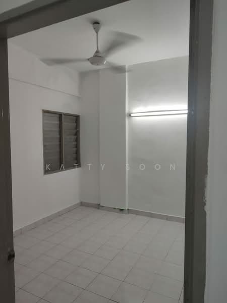 Rumah Flat untuk Dijual di Taman Serdang Perdana - Katty Soon - PropertyGuru.com.my
