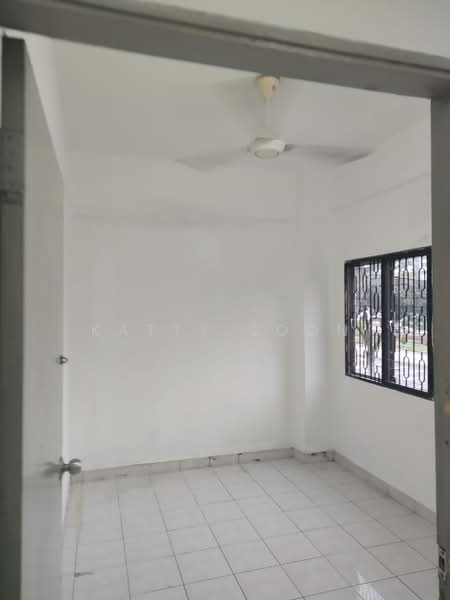 Rumah Flat untuk Dijual di Taman Serdang Perdana - Katty Soon - PropertyGuru.com.my