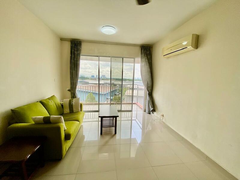 For Rent - Koi Tropika