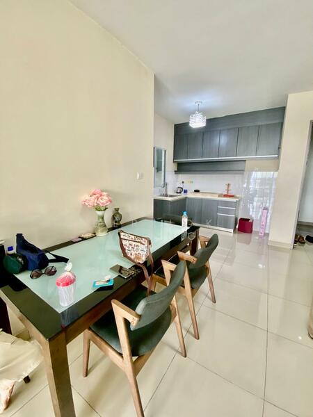 For Rent - Koi Tropika