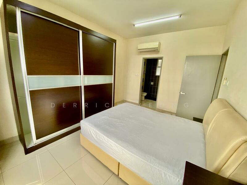 For Rent - Koi Tropika