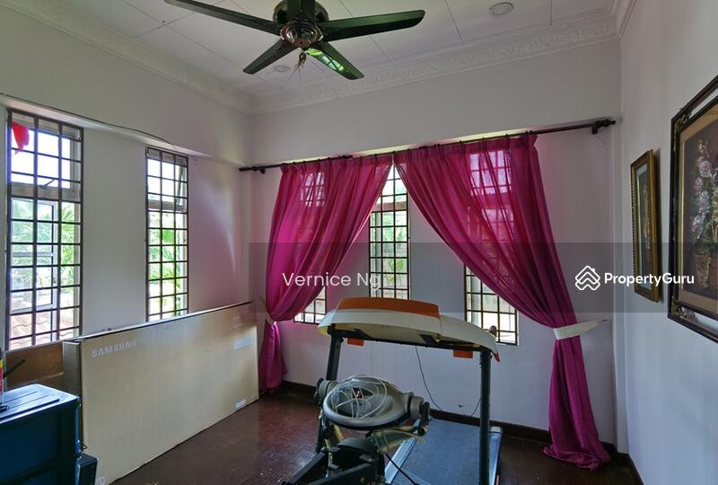 For Sale - 2 Storey Bungalow, Tasik Dedap, Pantai Sepang Putra, Sg Pelek, Tanjong Sepat