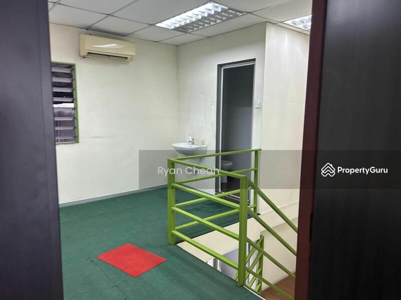 Untuk Dijual - Warehouse at Puchong