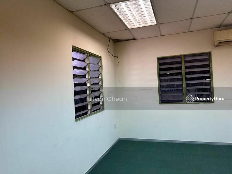 Untuk Dijual - Warehouse at Puchong
