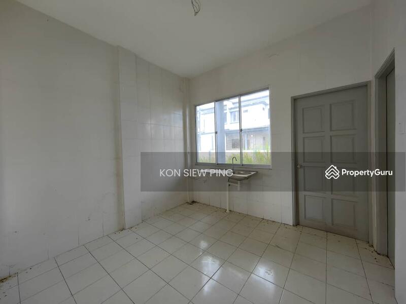 Double Storey Semi Detached House For Sale Located at Jalan Segedup