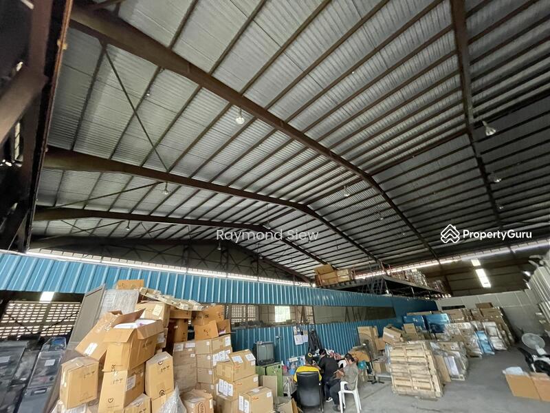 Untuk Dijual - Selayang Baru Detached Factory For Sale (Freehold)
