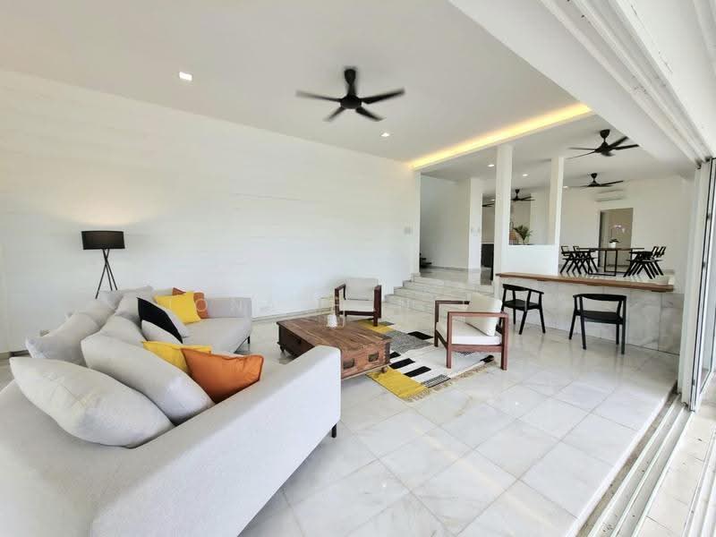 Bungalow House for Rent in Taman Bukit Pantai (Bangsar) - Jonathan Tai - Living Room - PropertyGuru.com.my