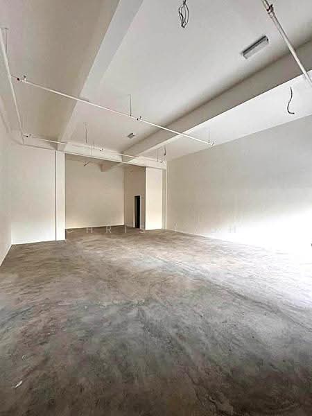 Shop for Rent in Bayan Lepas (Penang) - Chris Teoh - Interior - PropertyGuru.com.my