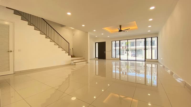 Terraced House for Sale in Bukit Jelutong (Shah Alam) - Eda Zainal - PropertyGuru.com.my