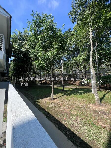 Green area at the back of the house. 