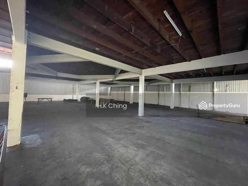Untuk Disewa - Large Warehouse office Facing main road Klebang Melaka City