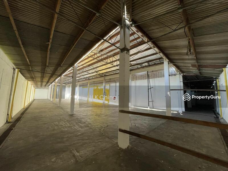 Untuk Disewa - Large Warehouse office Facing main road Klebang Melaka City