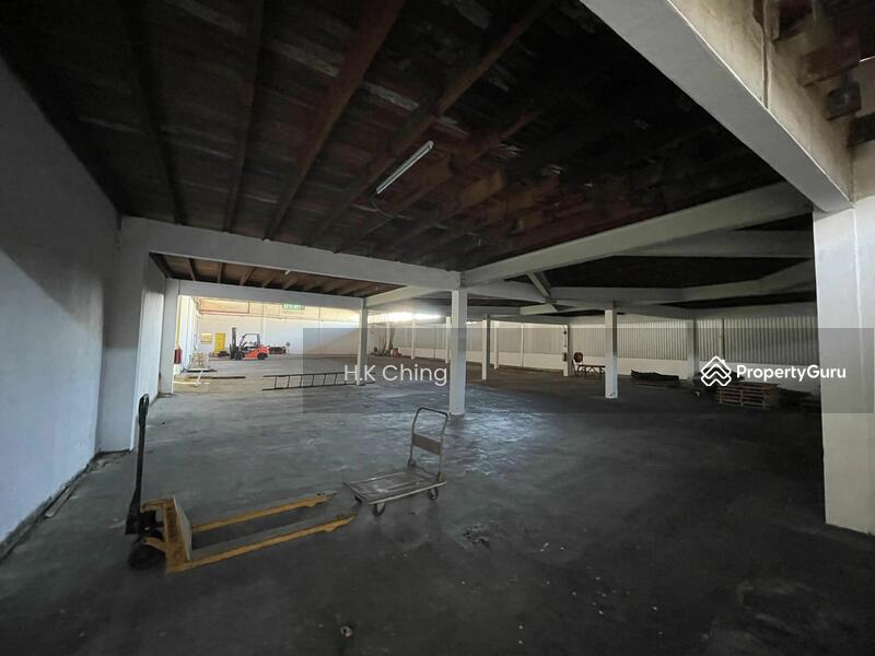 Untuk Disewa - Large Warehouse office Facing main road Klebang Melaka City