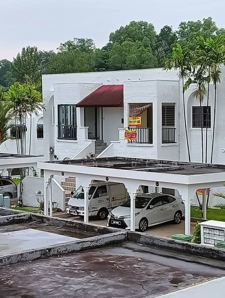 Rumah Bandar untuk Disewa di Country Heights (Kajang) - Elaine Ding - Exterior - PropertyGuru.com.my