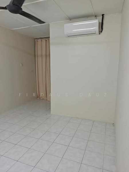 Villa kesuma townhouse bandar tasik kesuma untuk Untuk Dijual - RM 329,000, Mac 2026 - PropertyGuru.com.my