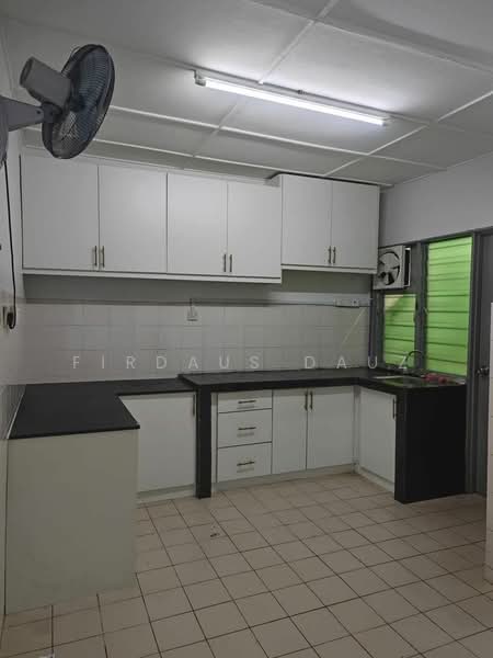 Villa kesuma townhouse bandar tasik kesuma untuk Untuk Dijual - RM 329,000, Mac 2026 - PropertyGuru.com.my