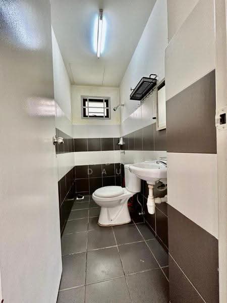 Townhouse for Sale in Semenyih (Selangor) - Firdaus Dauz - Bathroom - PropertyGuru.com.my