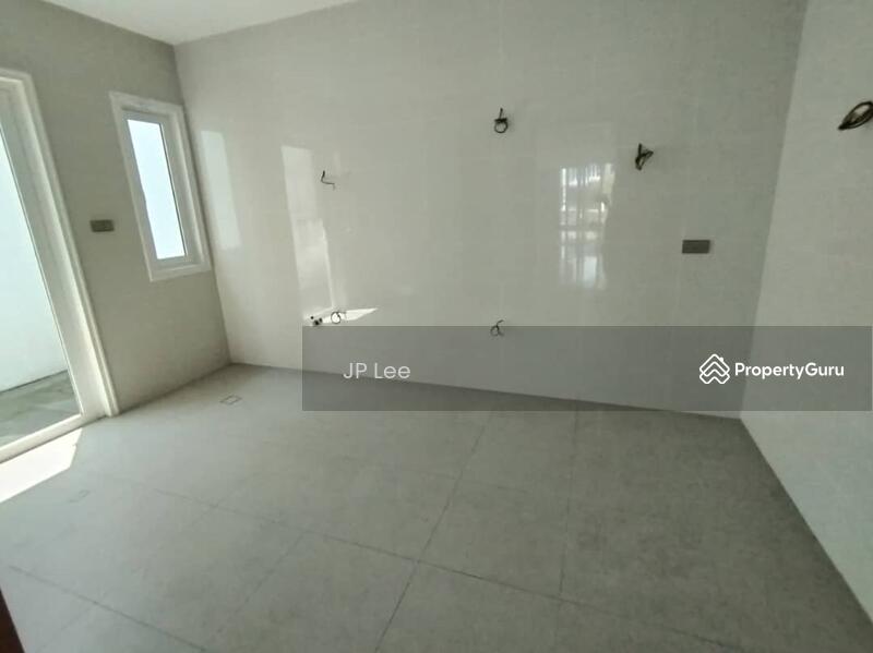 Untuk Dijual - Emerald Bay @ Puteri Harbour