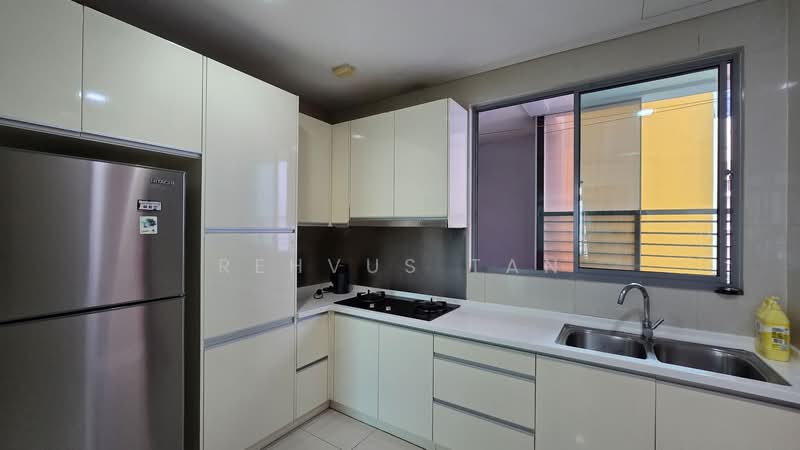 Condominium for Rent at Hampshire Residences - Rehvus Tan - Kitchen - PropertyGuru.com.my