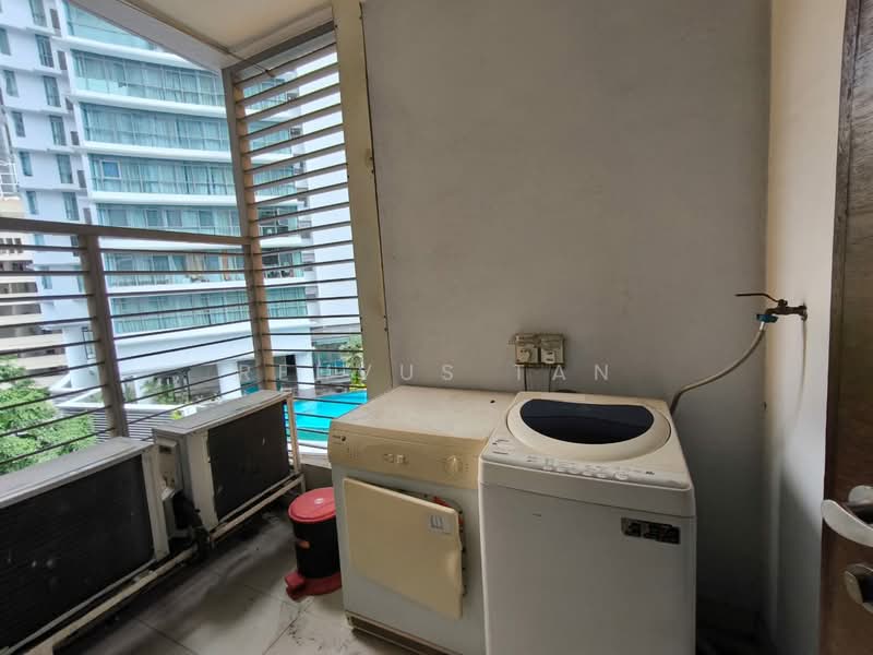 Condominium for Rent at Hampshire Residences - Rehvus Tan - Balcony - PropertyGuru.com.my