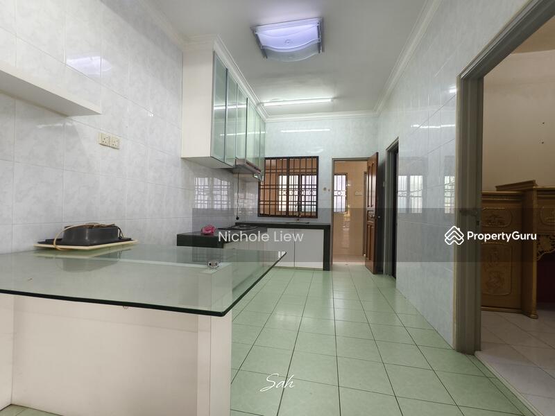For Sale - (RENOVATED) 2 STOREY HOUSE @ TAMAN SERI MAWAR, SEMENYIH