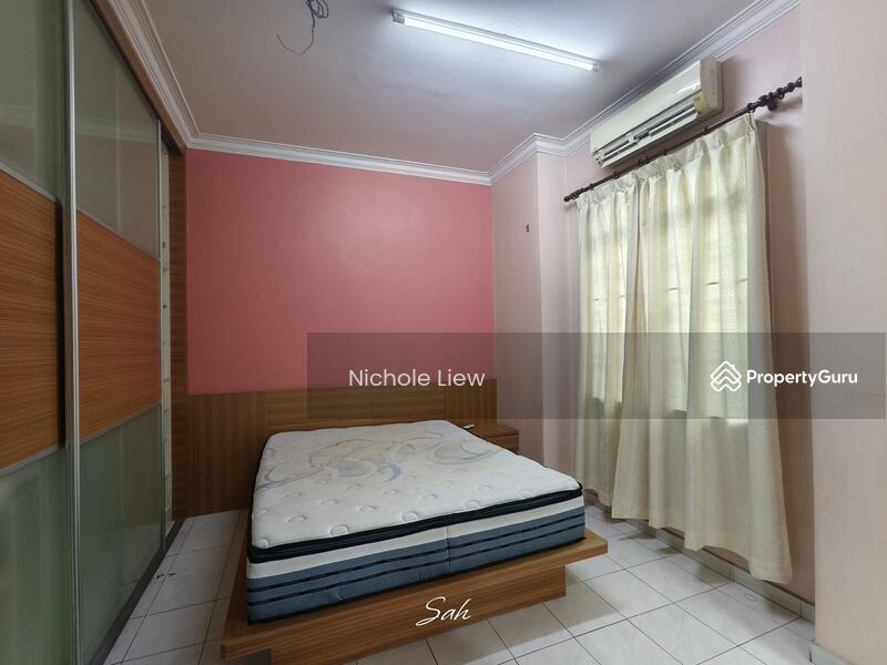 For Sale - (RENOVATED) 2 STOREY HOUSE @ TAMAN SERI MAWAR, SEMENYIH