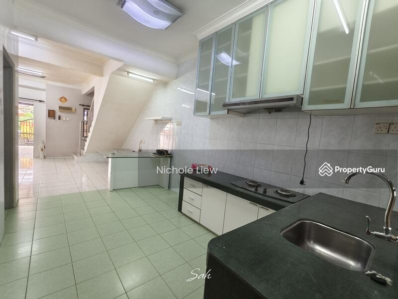 For Sale - (FULL LOAN + RENOVATED) 2 STOREY @ TAMAN SERI MAWAR, SEMENYIH