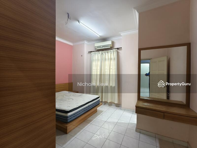 For Sale - (FULL LOAN + RENOVATED) 2 STOREY @ TAMAN SERI MAWAR, SEMENYIH