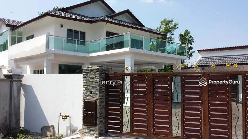 Bungalow for Sale in Taman Bukit Kempas (Tampoi) - Henry Pua - PropertyGuru.com.my