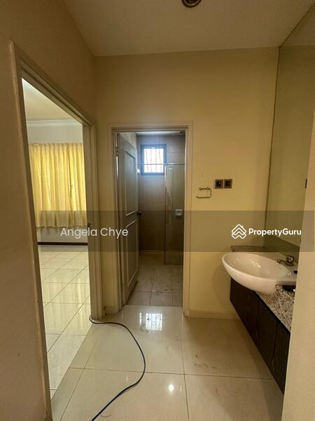 Untuk Disewa - Austin Perdana