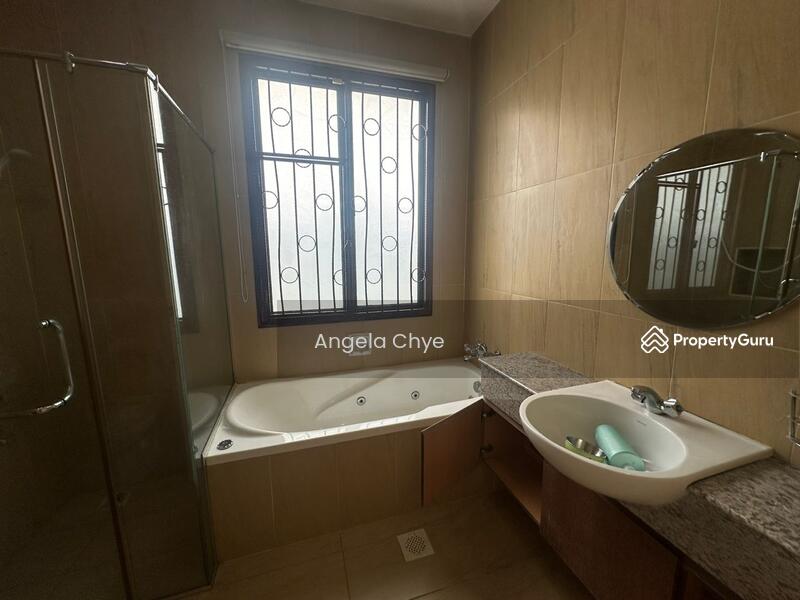 Untuk Disewa - Austin Perdana