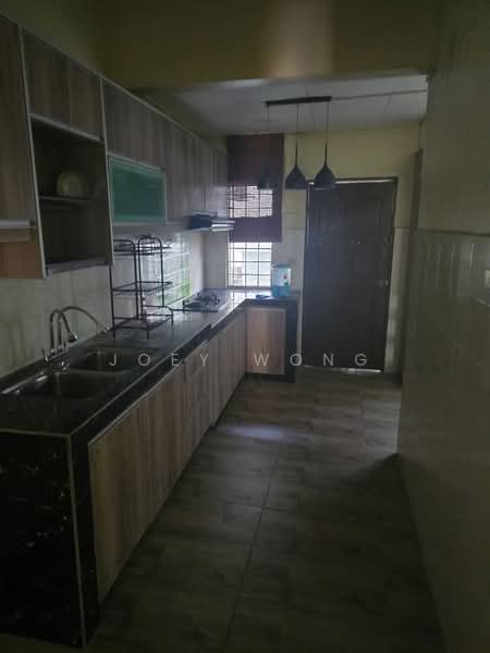 Rumah Teres 2 Tingkat untuk Dijual di Bandar Putra Permai (Seri Kembangan) - Joey Wong - PropertyGuru.com.my