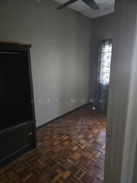 Rumah Teres 2 Tingkat untuk Dijual di Bandar Putra Permai (Seri Kembangan) - Joey Wong - PropertyGuru.com.my
