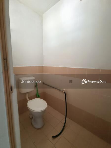 Untuk Dijual - Corner Cluster 2 Storey Terrace at Bandar Putra Bertam