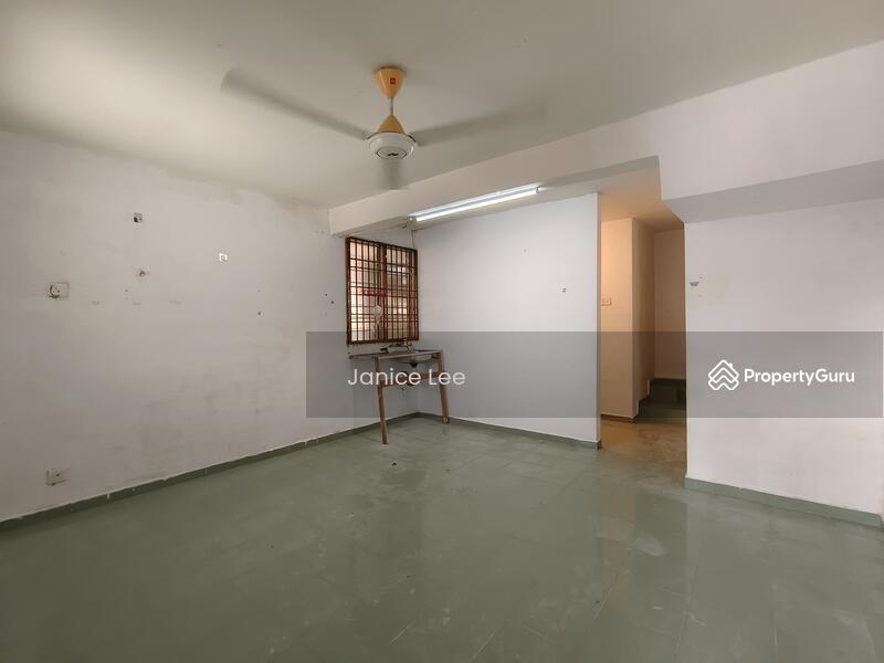 Untuk Dijual - Corner Cluster 2 Storey Terrace at Bandar Putra Bertam