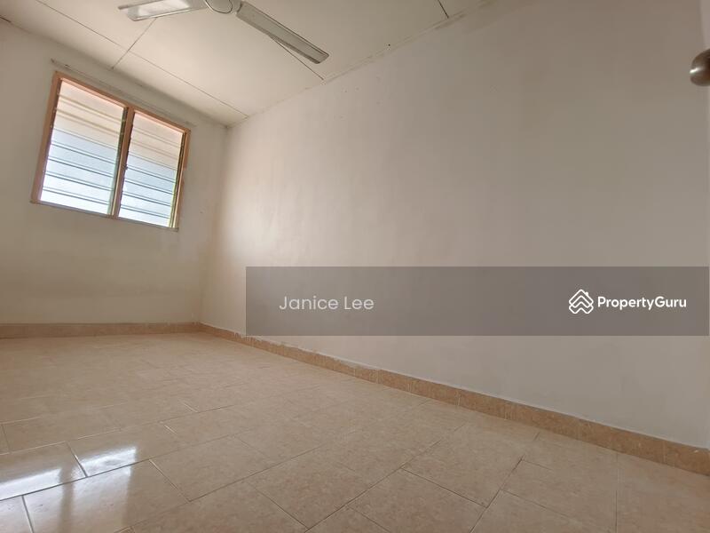 Untuk Dijual - Corner Cluster 2 Storey Terrace at Bandar Putra Bertam