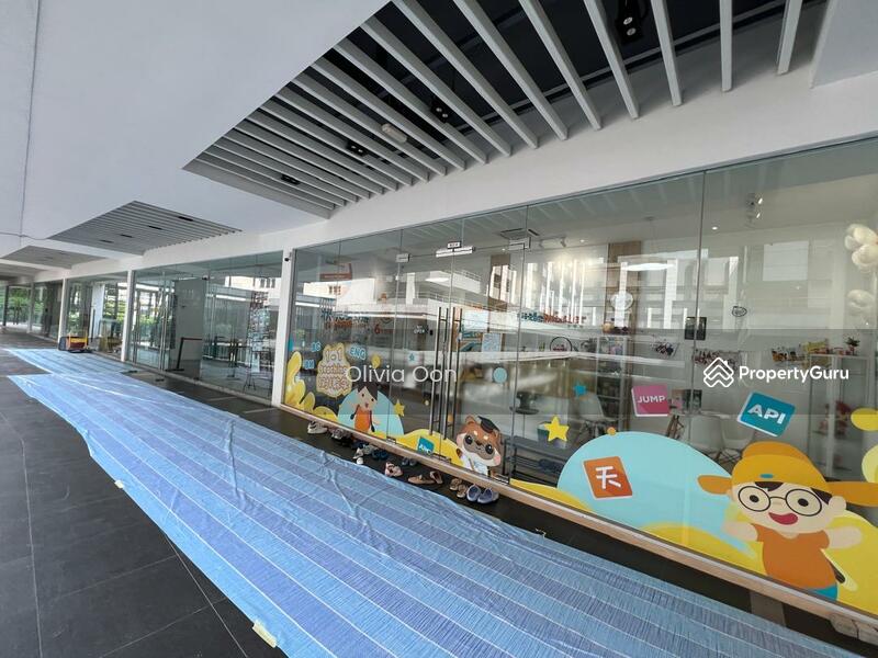 Sentul Point Shoplot Level 2 , Facing Garden ,Freehold with Tenant