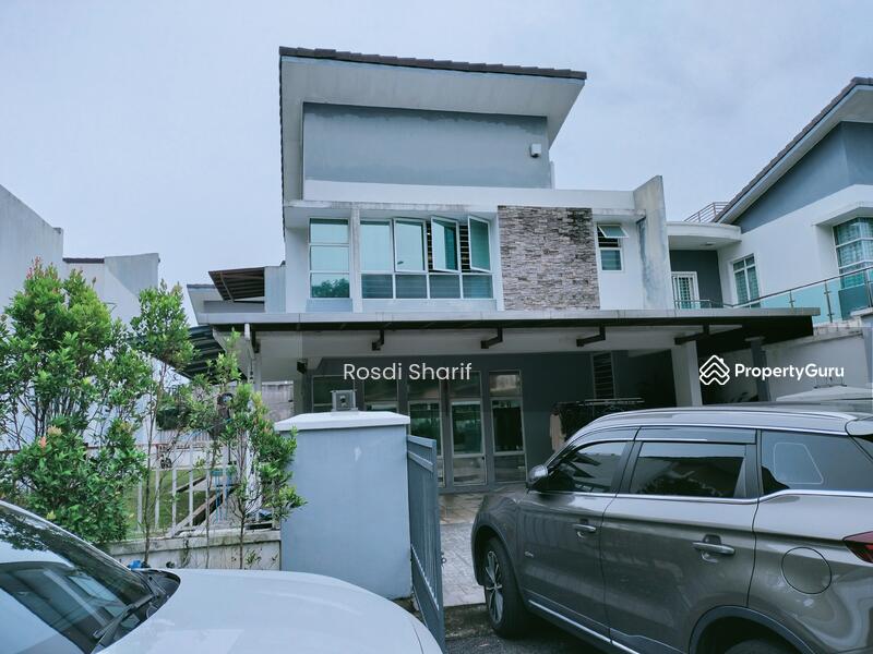 For Sale - Beautiful Bungalow Double Storey Saujana Rawang