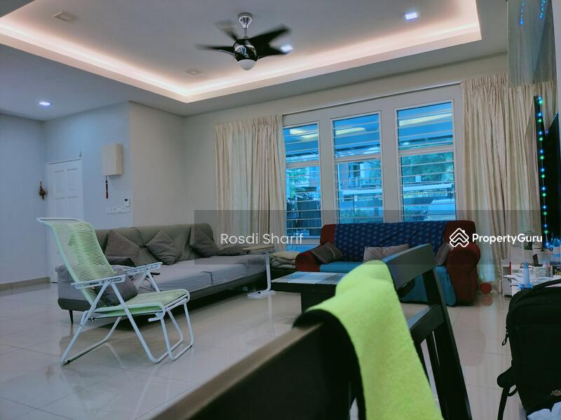 For Sale - Beautiful Bungalow Double Storey Saujana Rawang